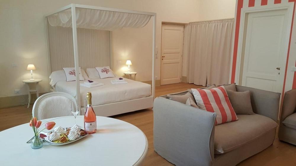 Rambaldi Apartments In Casa Nr 6 With Shared Terrace บาร์โดลิโน ภายนอก รูปภาพ