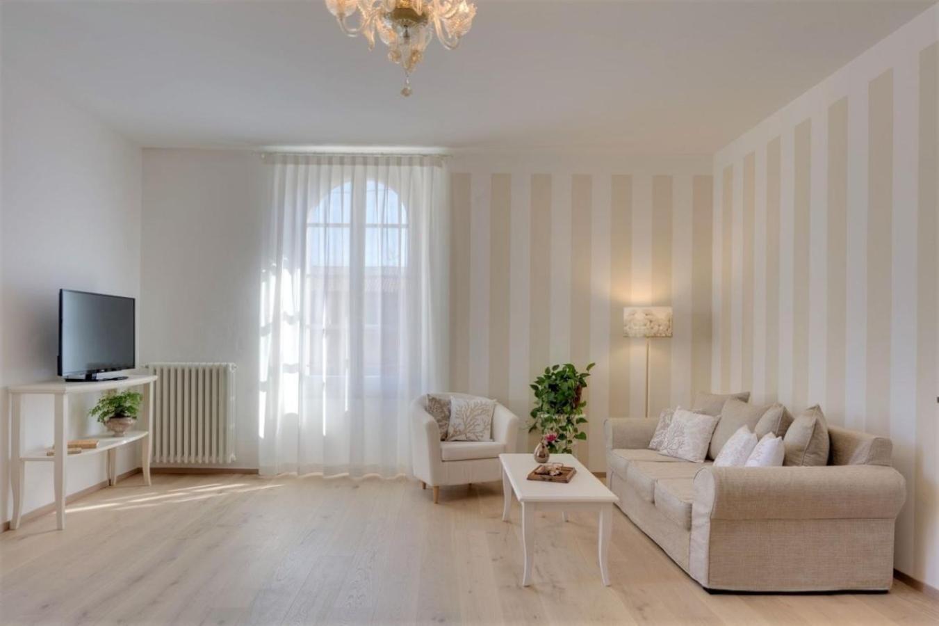 Rambaldi Apartments In Casa Nr 6 With Shared Terrace บาร์โดลิโน ภายนอก รูปภาพ